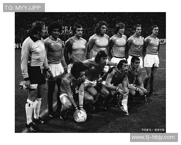 贝利在足球界的传奇地位与他真实姓名的故事揭秘