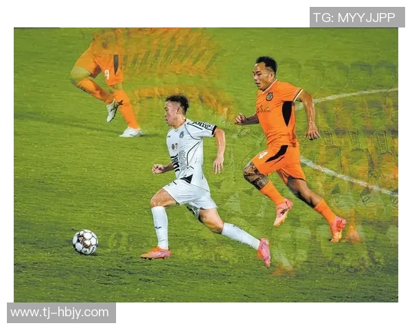 武磊在绿茵场上的精彩瞬间与足球明星风采的完美结合