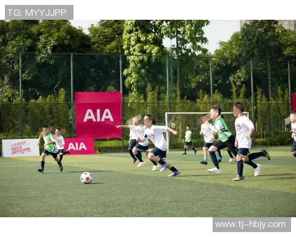 厦门足球培训助力青少年成长提升技能与团队合作精神